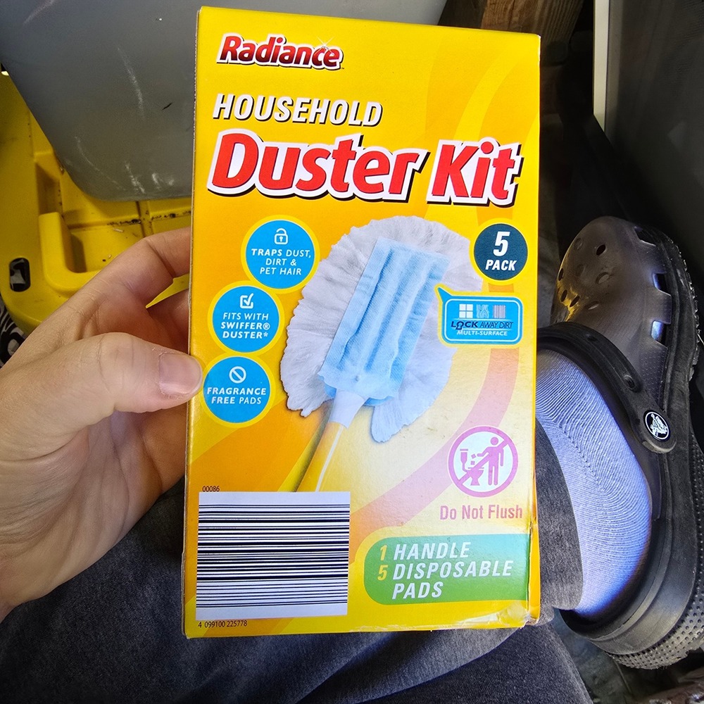 Radiance Household Duster Kit 5 Pack with 1 Handle and 5 Disposable Pads Yellow - Picture 3 of 6